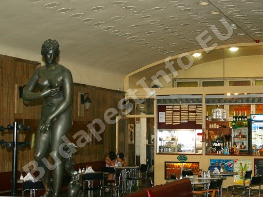 Rudas Gyógyfürdő - előtér pénztárral és büfével