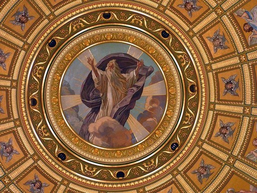 Jakubinyi György beszél a Szent István-bazilika előtt augusztus 20-án | kép forrása: wikipedia.org