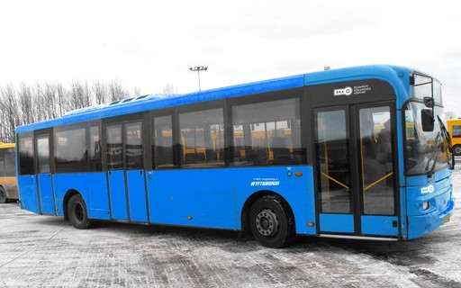 Egységes, kék arculatot ad a buszoknak a Budapesti Közlekedési Központ