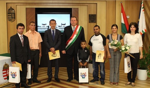 Állampolgársági eskütétel Csepelen | kép forrása: www.csepel.hu / Halászi Vilmos