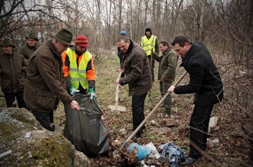 Közösségi teret hoz létre Csepel az Akácfa utcai kiserdő területén | kép forrása: www.csepel.hu / Bede Orsolya