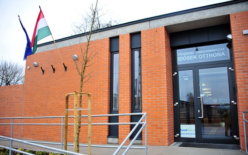 Átadták az újpesti Baross utcai idősek otthona új épületét | kép forrása: www.budapest.hu / Majtényi Mihály