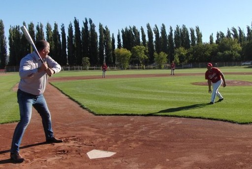 Felépült a nemzetközi szabványoknak megfelelő Óbudai Baseball Aréna