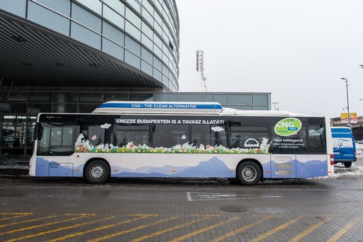 Sűrített gázzal működő (CNG) buszt tesztel a BKK és a BKV