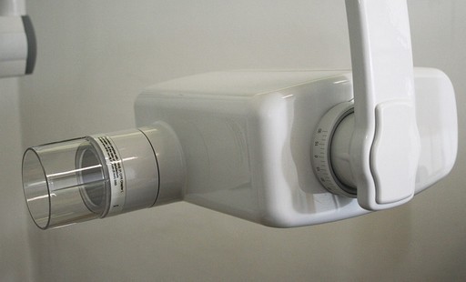Új fogászati röntgengépet kapott az óbudai Szent Margit Rendelőintézet | kép forrása: www.obuda.hu