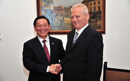 Tarlós István hivatalában fogadta  Hanoi főpolgármesterét | kép forrása: www.budapest.hu / Majtényi Mihály