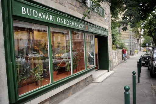 Új ügyfélszolgálati iroda nyílt a Krisztinavárosban | kép forrása: www.budavar.hu