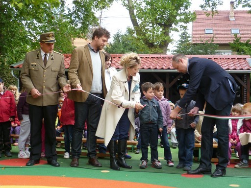 Új sportudvar és kerékpártároló a rákosligeti Bóbita Óvodában