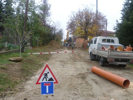 Megkezdődtek a csatornázási munkálatok Rákosmentén