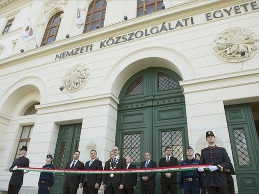 Átadták a Nemzeti Közszolgálati Egyetem Ludovika Campusának főépületét | kép forrása: MTI / Koszticsák Szilárd