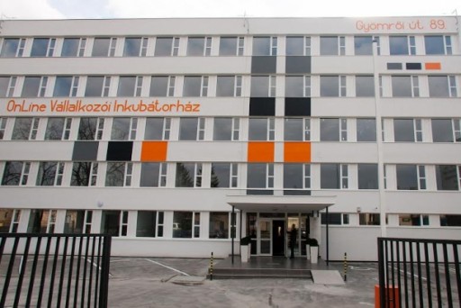 Megnyílt az OnLine Vállalkozói Inkubátorház a XVIII. kerületben | kép forrása: www.bp18.hu